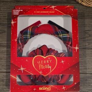Scunci Festive Red Plaid Hair Set